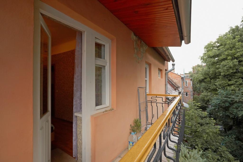 Apartment With Courtyard Львів Екстер'єр фото