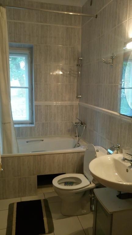 Apartment With Courtyard Львів Екстер'єр фото